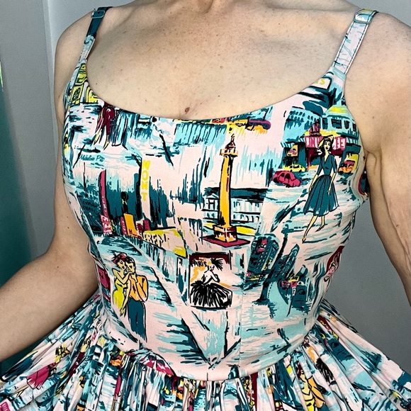 Pinup Girl Clothing Paris Jenny Dress size Medium - Picture 3 of 8